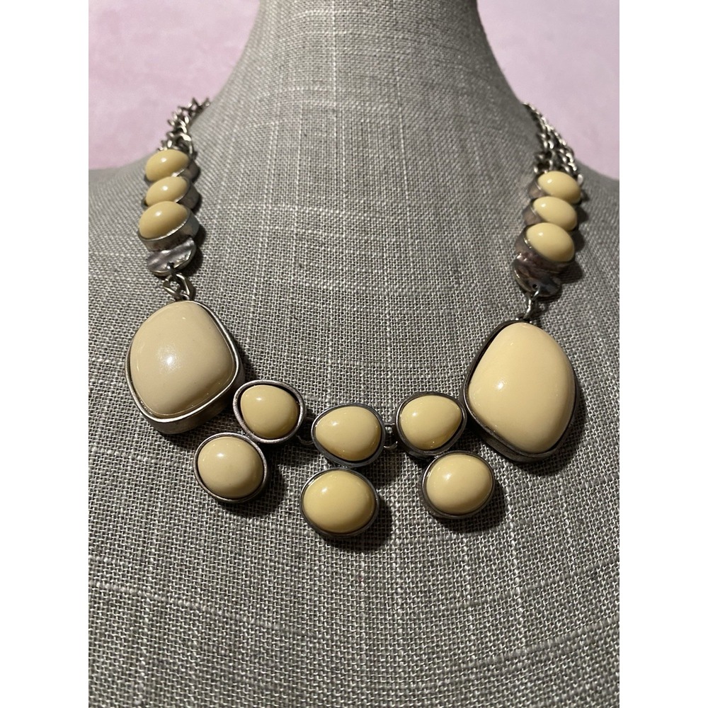 Vintage Necklace Silvertone Cream/Ivory Colored Acrylic Beads Statement Piece